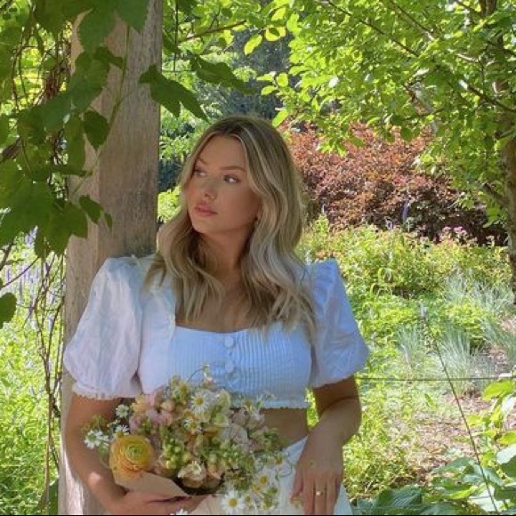 RARE STUNNING FLL EFFIE CROP TOP - Picture 1 of 3